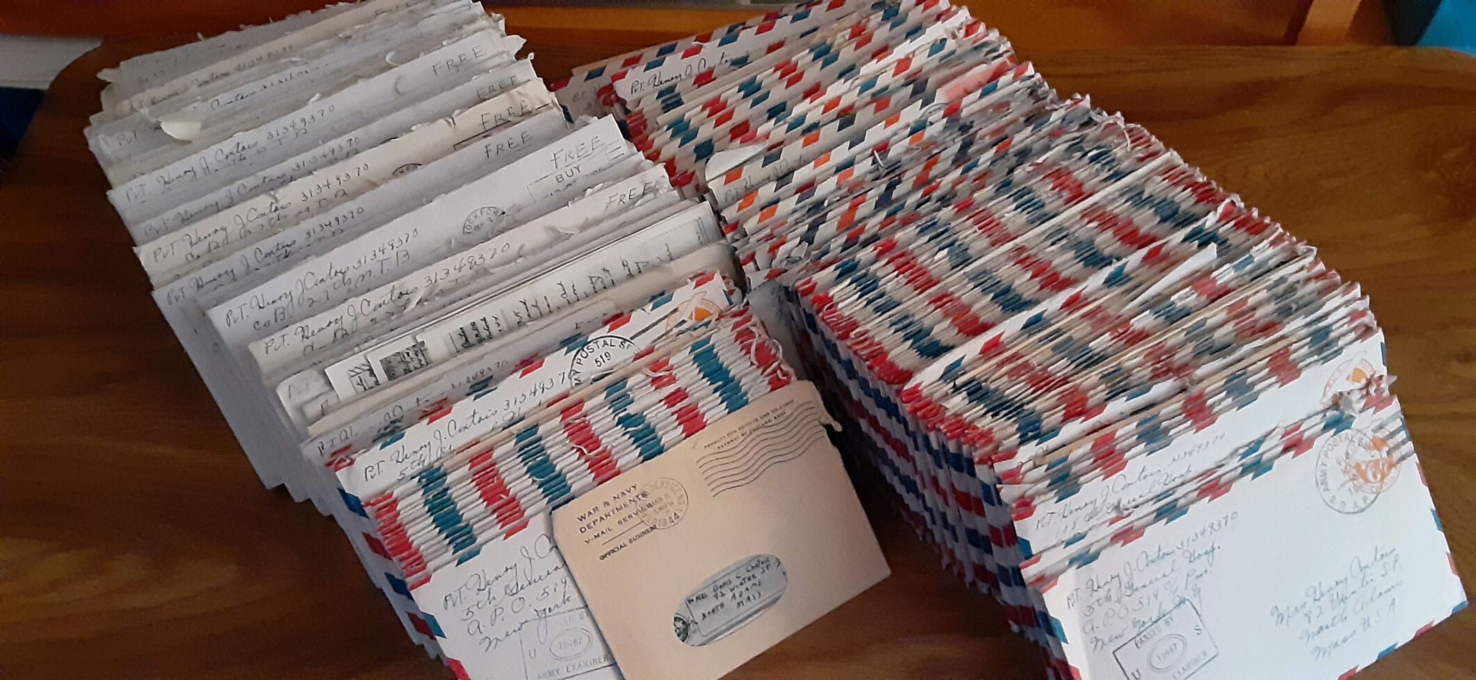 Letters between Henry and Doris Contois during World War II